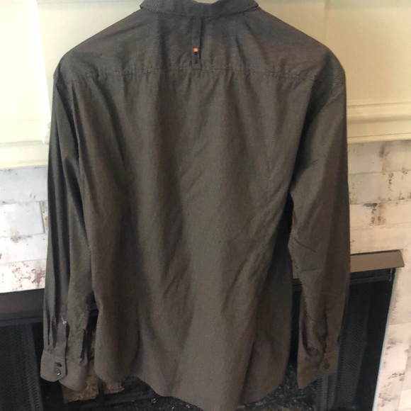 Shirt by Boss. XL - Picture 4 of 5